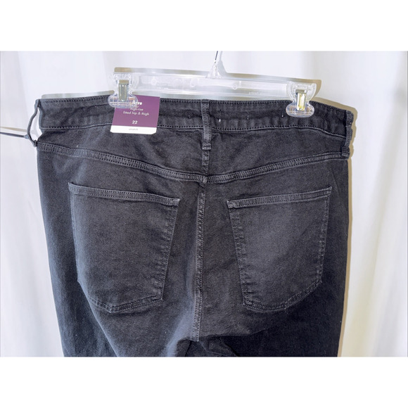 Ava & Viv Flare High-rise Fitted Hip and Thigh Black Jeans Size 22 - Picture 8 of 13